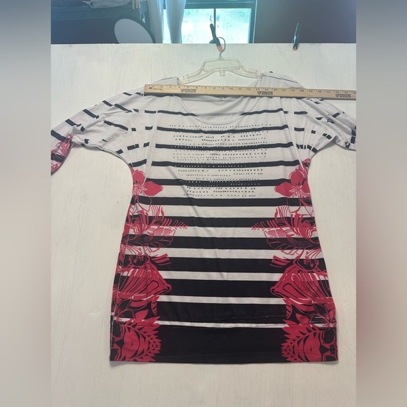 Cache L Striped Floral Rhinestone Top Button Tab Sleeves Made in USA Tunic - Picture 10 of 12